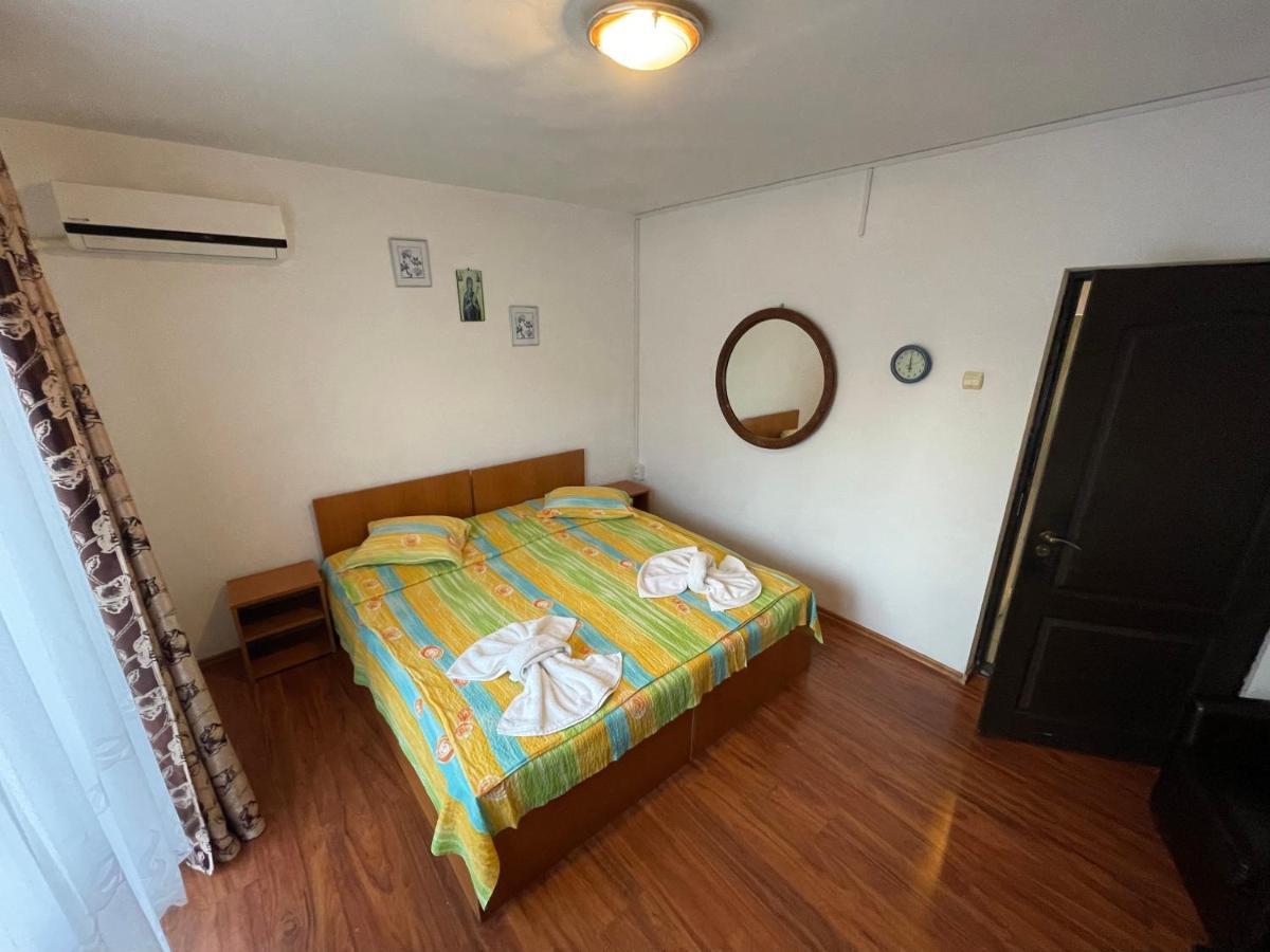 Vila Efor เอโฟริเอนอร์ด ภายนอก รูปภาพ