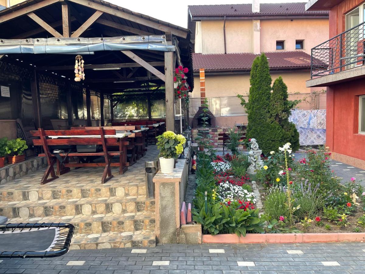 Vila Efor เอโฟริเอนอร์ด ภายนอก รูปภาพ