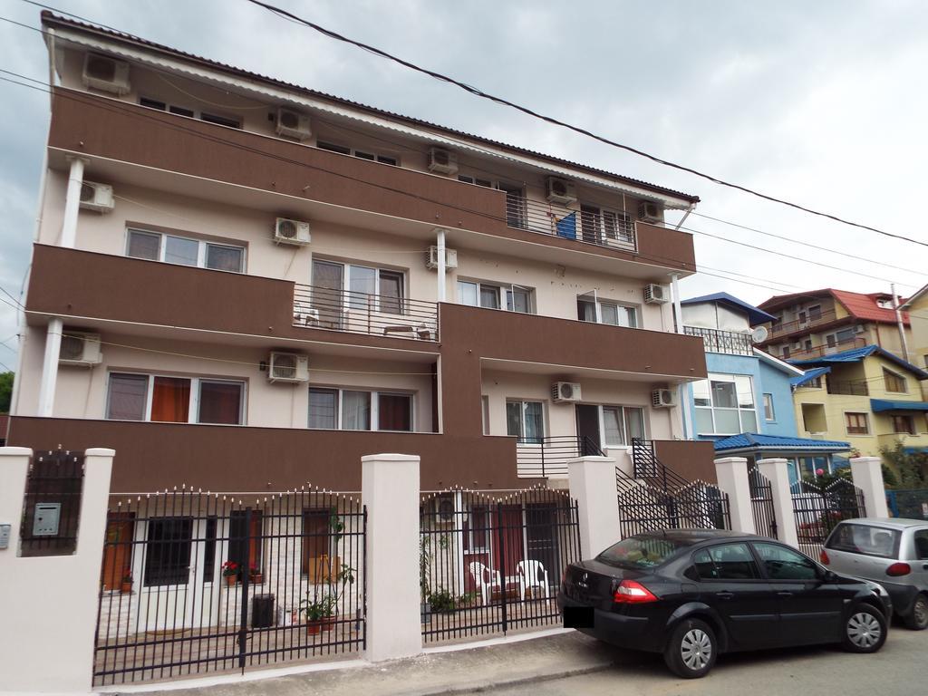 Vila Efor เอโฟริเอนอร์ด ภายนอก รูปภาพ